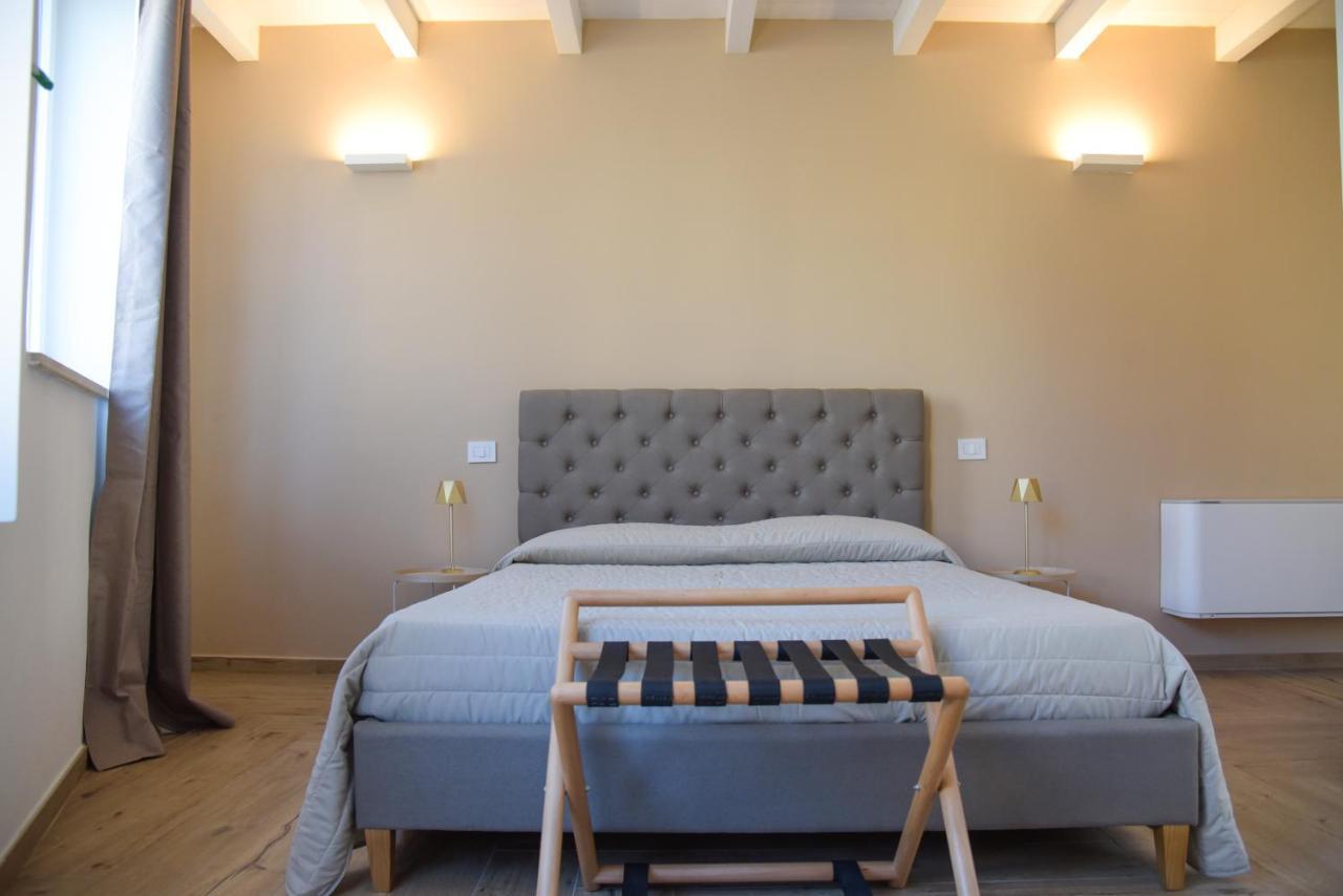 Serenity Apulian Rooms Trepuzzi ภายนอก รูปภาพ