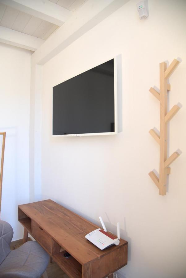 Serenity Apulian Rooms Trepuzzi ภายนอก รูปภาพ